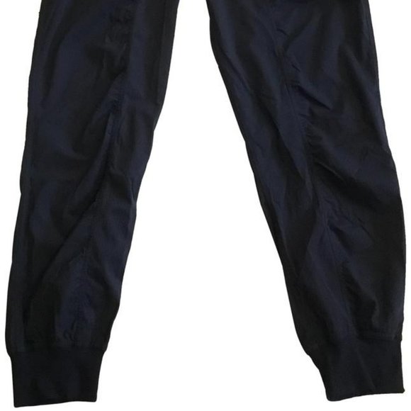 Lululemon  Black Dance Studio Jogger Activewear Bottoms  Size: US 2 (Small) - Picture 2 of 2